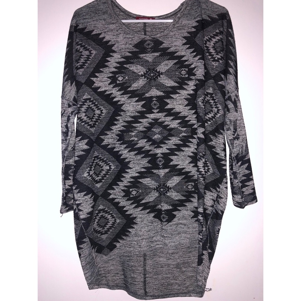 Black and Gray Top